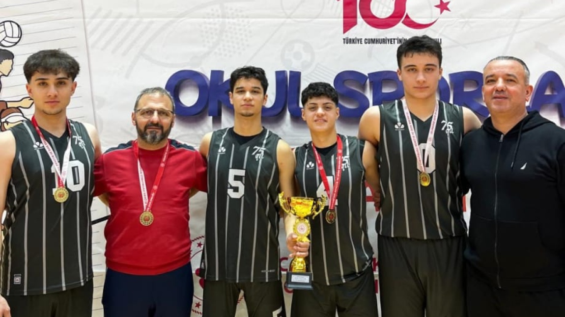 Okul Sporları Liselerarası 3x3 Genç Erkek Basketbol Takımımız ŞAMPİYON