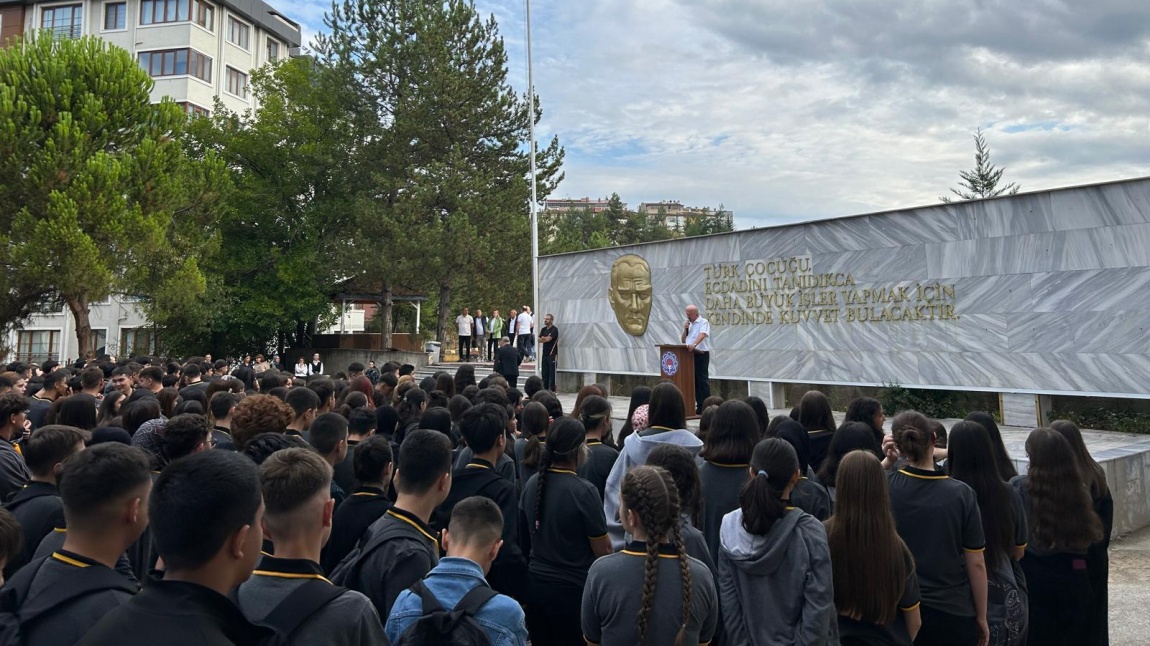 İLK DERS ZİLİ ÇALDI ; 2025-2026 EĞİTİM ÖĞRETİM YILI BAŞLADI 